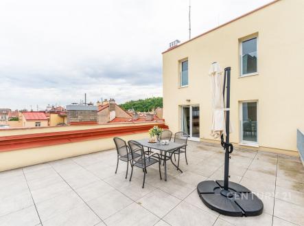 Pronájem bytu, 4+kk, 79 m²