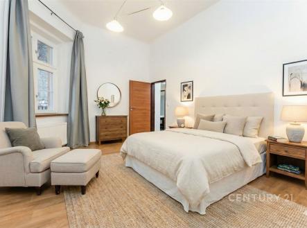 Pronájem bytu, 4+kk, 99 m²