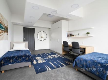 Pronájem bytu, 6+1, 112 m²