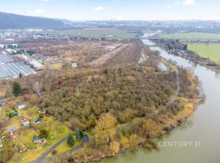 Prodej pozemku pro komerční výstavbu, 15 465 m²