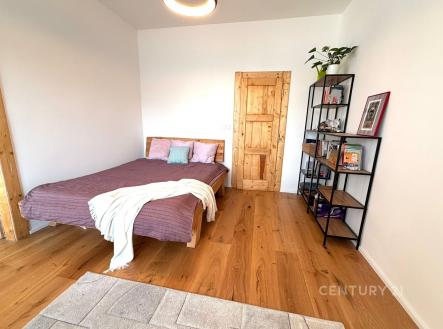 Pronájem bytu, 2+kk, 50 m²