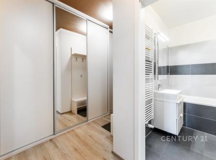 Pronájem bytu, 2+kk, 54 m²