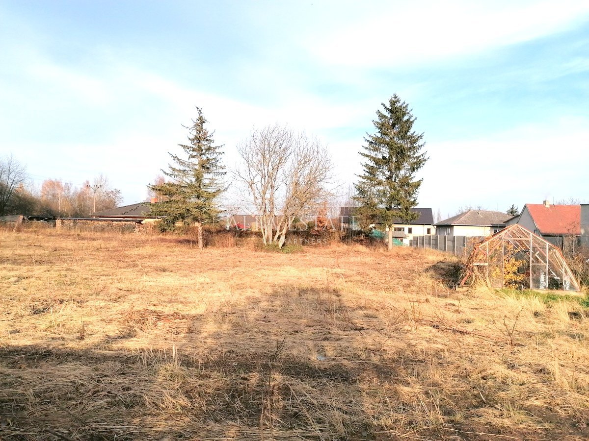 Prodej  stavebního pozemku 3736 m2, ul.Sopečná, Tašovice