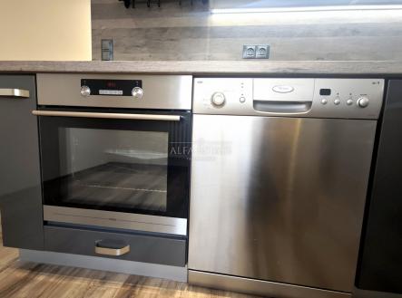 Pronájem bytu, 3+1, 80 m²