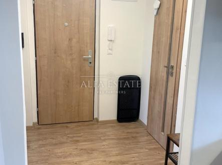 Pronájem bytu, 2+1, 58 m²