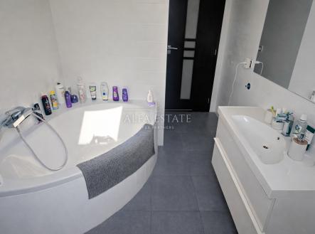 Prodej bytu, 4+kk, 107 m²