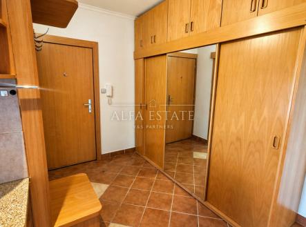 Pronájem bytu, 2+1, 64 m²