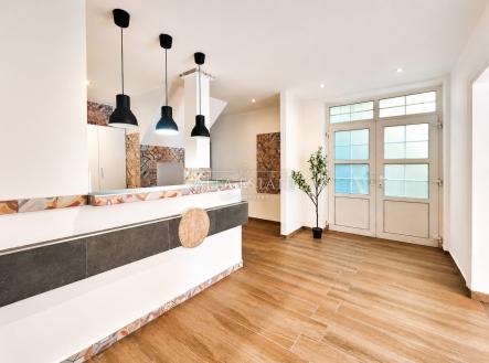 Pronájem jiné komerční nemovitosti, 75 m²