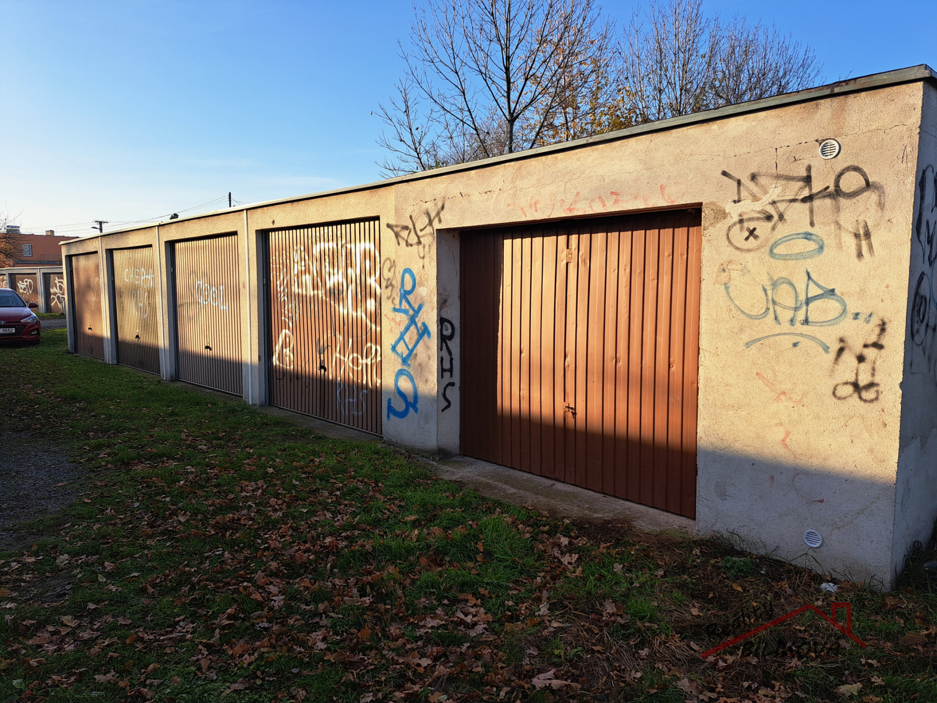 Pronájem garáže Brandýs nad Labem, Spořilov