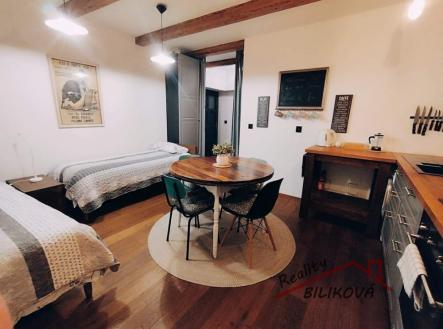 Pronájem bytu, 2+kk, 65 m²