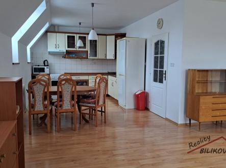 Pronájem bytu, 2+kk, 77 m²