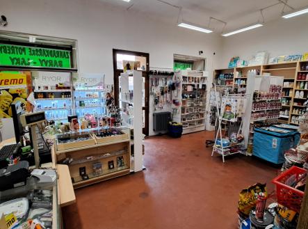 Pronájem obchodní prostor, 99 m²