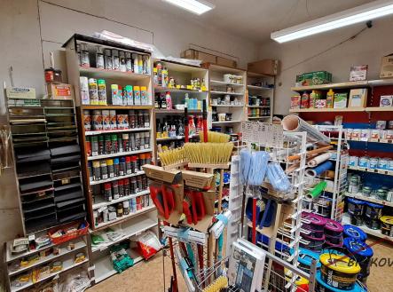 Pronájem obchodní prostor, 99 m²