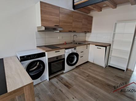 Pronájem bytu, atypický, 44 m²