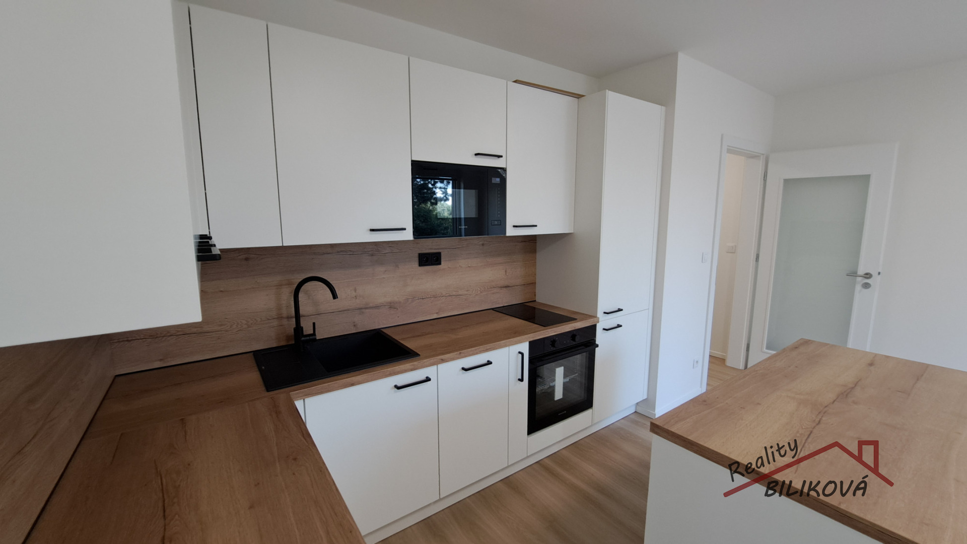 Pronájem bytu 2+kk, Praha - Černý Most