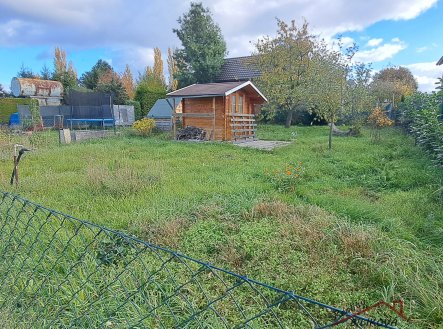 Prodej pozemku s chatou, Brandýs nad Labem- Stará Boleslav