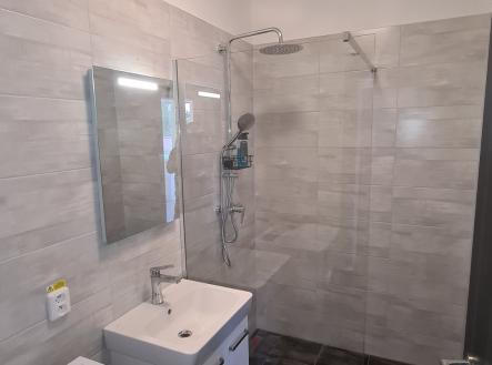 Pronájem bytu, 2+kk, 64 m²