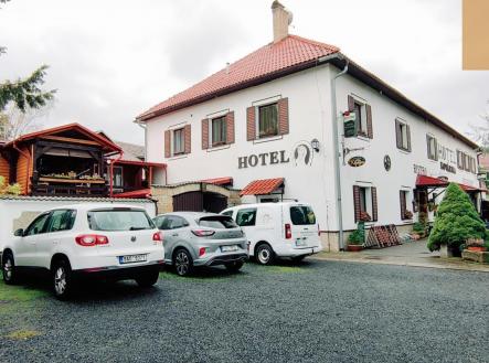 Prodej - hotel, 1 080 m²