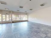 Pronájem obchodní prostory, 319 m²