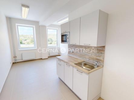 Pronájem kanceláře, 306 m²