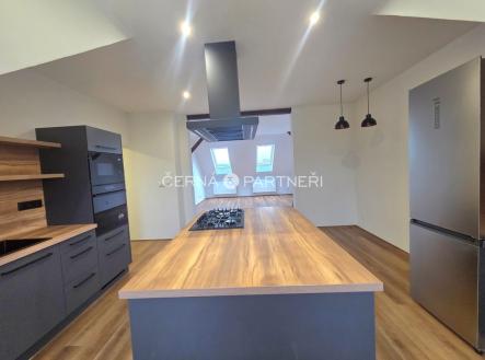 Pronájem bytu, 2+1, 94 m²
