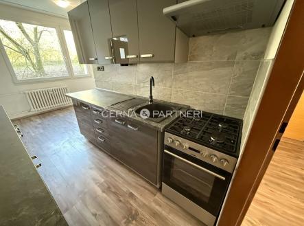 Pronájem bytu, 3+1, 60 m²