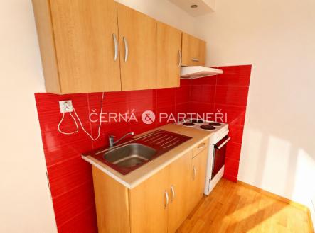 Pronájem bytu, 1+kk, 32 m²