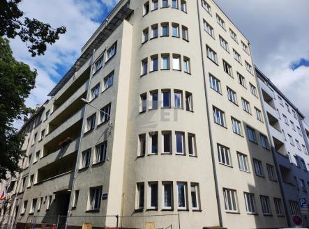 Pronájem bytu, 4+1, 120 m²