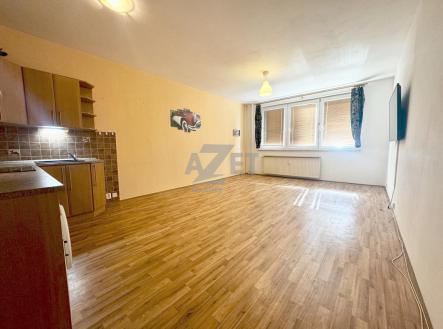 Pronájem bytu, 1+kk, 32 m²