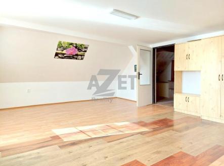 Pronájem - dům/vila, 153 m²