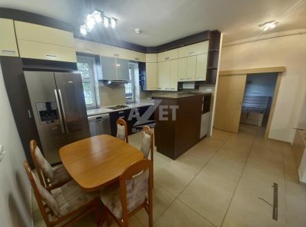 Prodej bytu, 4+1, 110 m²