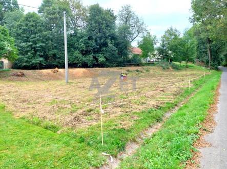 Prodej pozemku pro bydlení, 1 758 m²