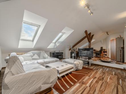 Prodej bytu, 2+1, 88 m²