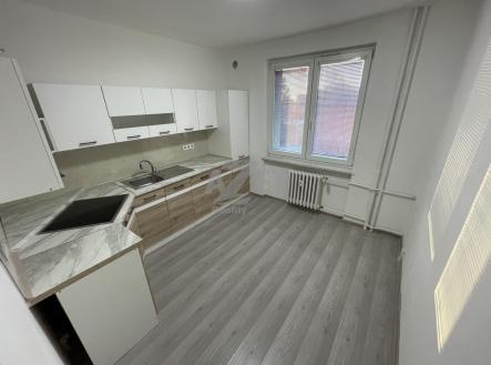 Prodej bytu, 1+1, 40 m²