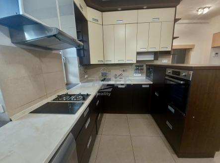 Prodej bytu, 4+1, 110 m² obrázek