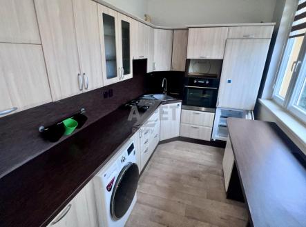 Prodej bytu, 4+1, 73 m²