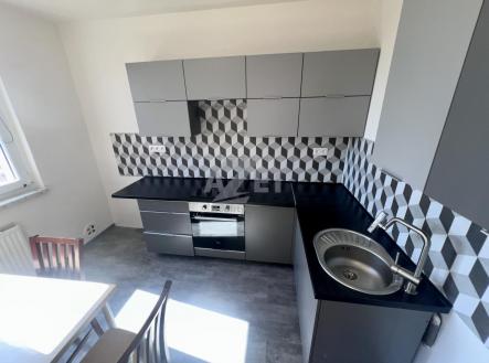 Pronájem bytu, 2+1, 44 m²