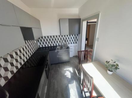 Pronájem bytu, 2+1, 44 m²