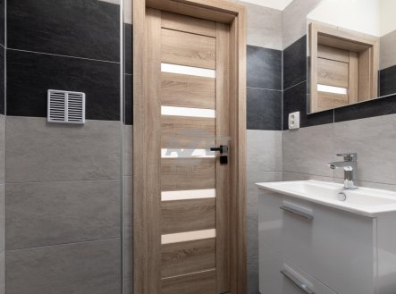 Pronájem bytu, 2+1, 57 m²