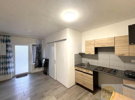 Pronájem bytu, 1+1, 30 m² obrázek