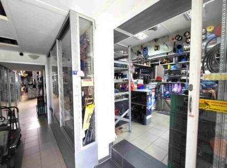 Pronájem komerčního objektu, jiný, 55 m²
