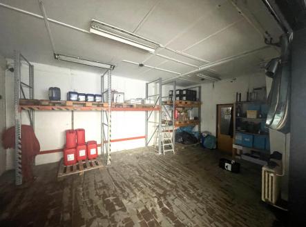 Pronájem výrobní prostor, 1 287 m²