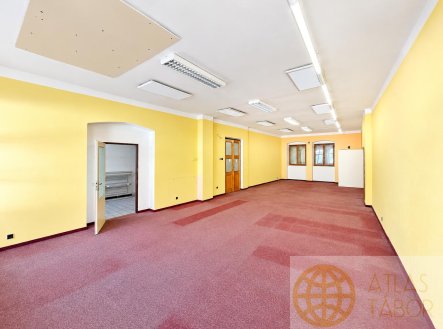 Prodej obchodní prostory, 200 m²