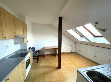 Pronájem bytu, 2+1, 77 m²