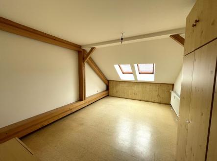 Pronájem bytu, 2+1, 77 m²