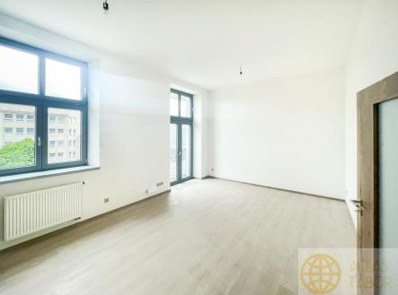 Pronájem bytu, 1+kk, 33 m²