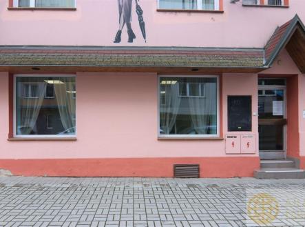 Pronájem obchodní prostor, 90 m²
