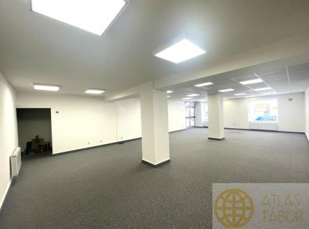 Pronájem obchodní prostory, 90 m²