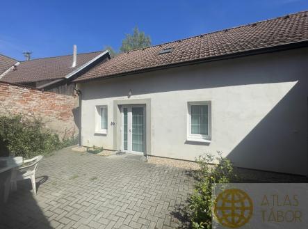 Pronájem bytu, 2+kk, 70 m²