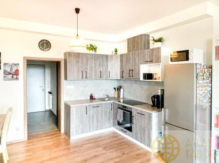 Prodej bytu, 2+kk, 63 m²